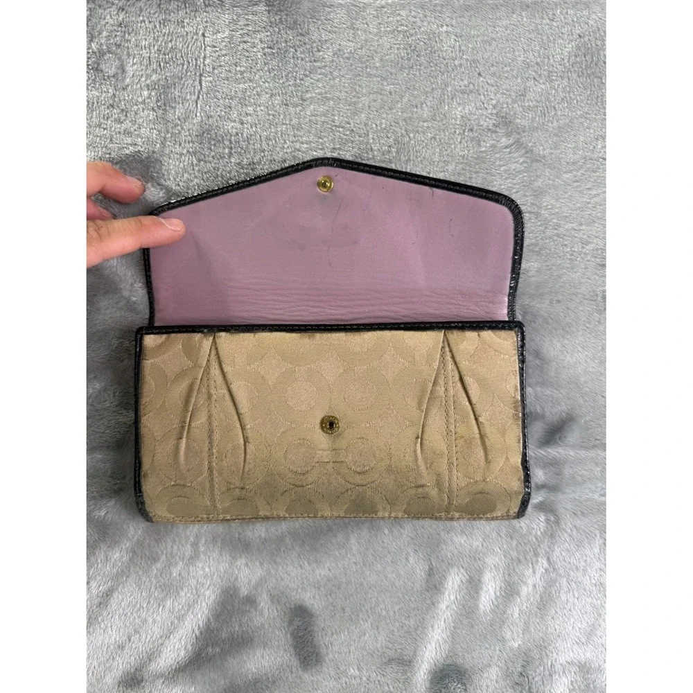 Coach Signature C Pleated Slim Envelope Women's Wallet Large Khaki